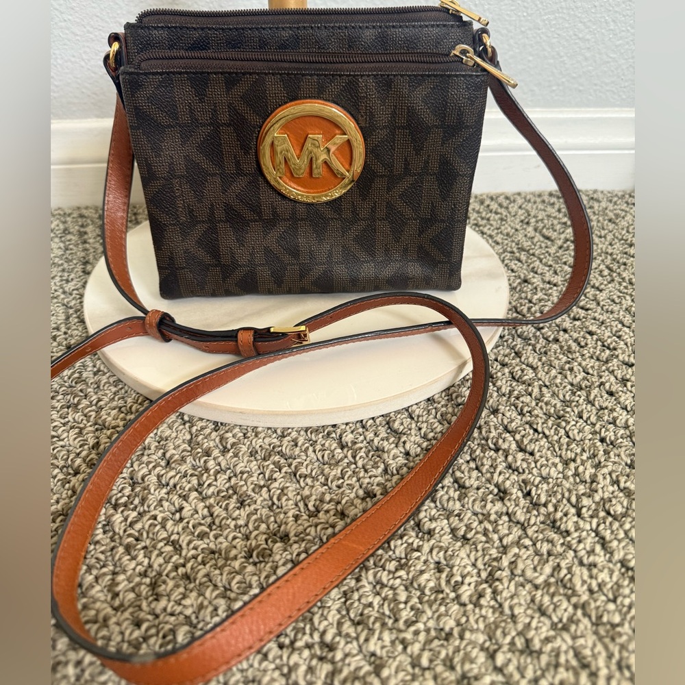 Michael Kors Fulton Brown Signature Crossbody Bag